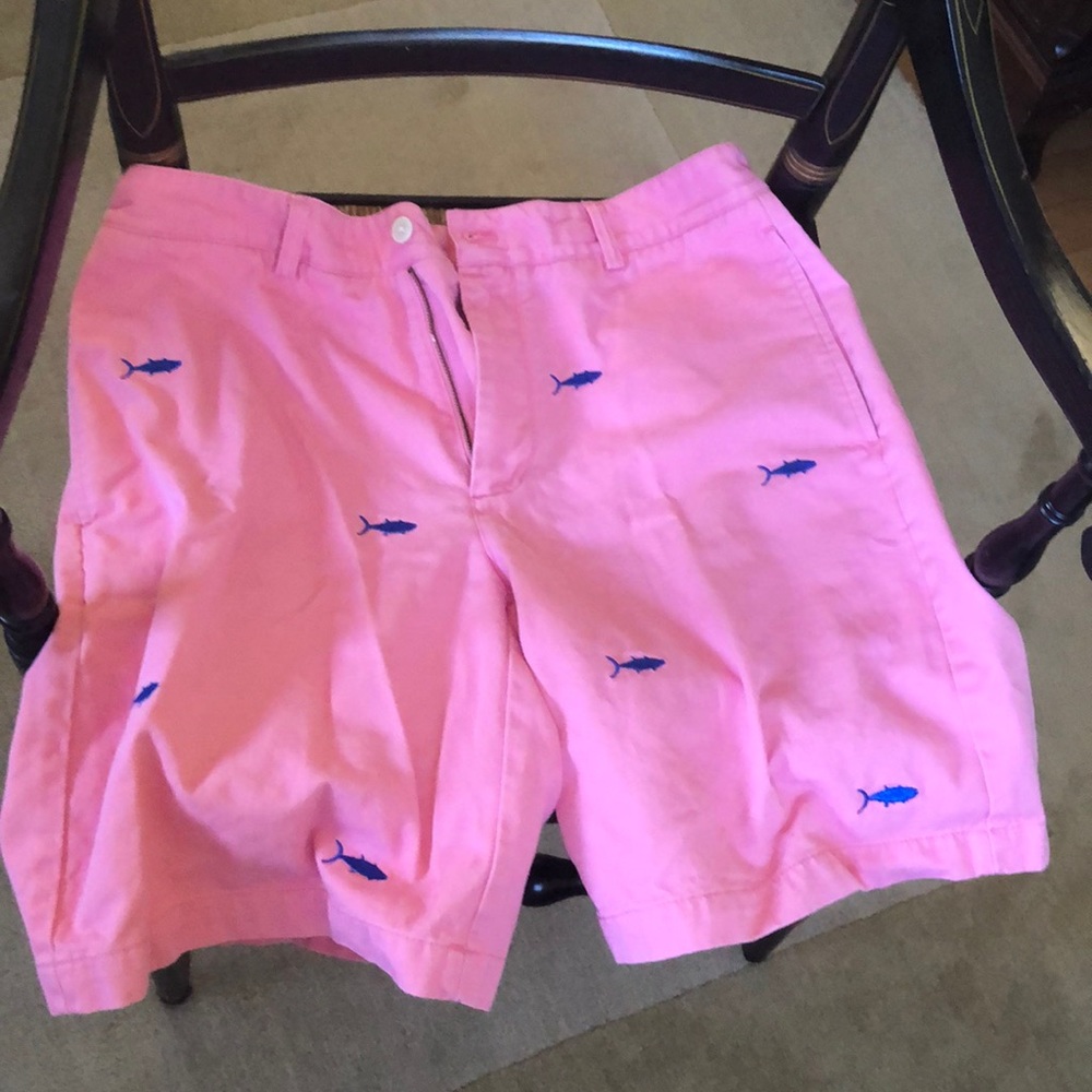 Vineyard vines club shorts